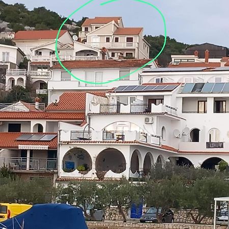 Apartmani Frkic Tisno Ngoại thất bức ảnh